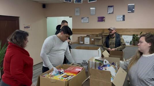 Волонтеры Оренбурга собирают для бойцов СВО «гуманитарку с сердцем»