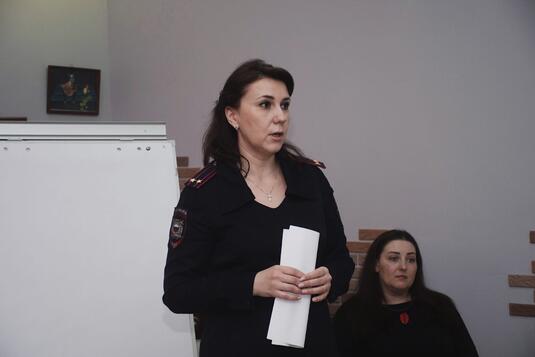 В конференц-зале Молодежного центра города Оренбурга состоялась встреча с представителем правоохранительных органов